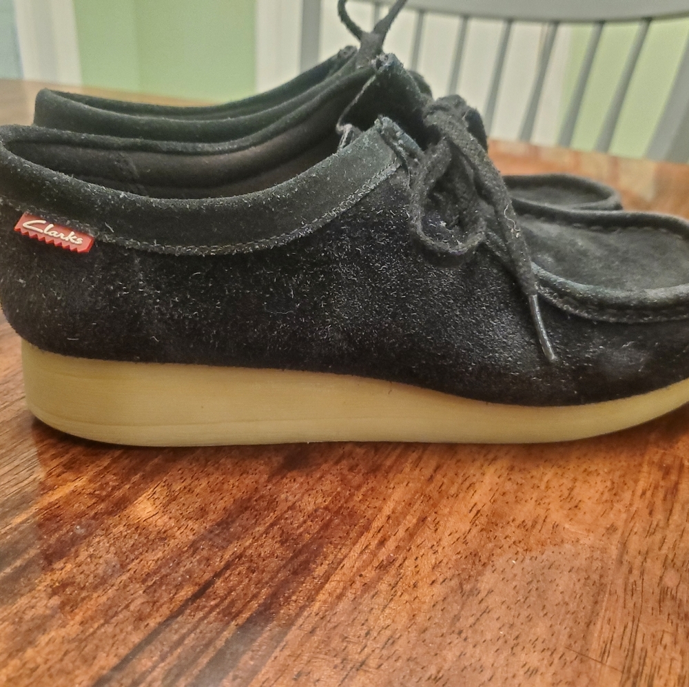 Clarks wallabees